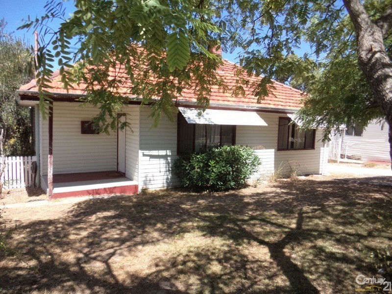 16 Carlisle Street, Shoalwater WA 6169