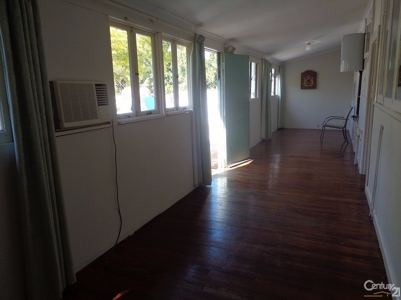 16 Carlisle Street, Shoalwater WA 6169