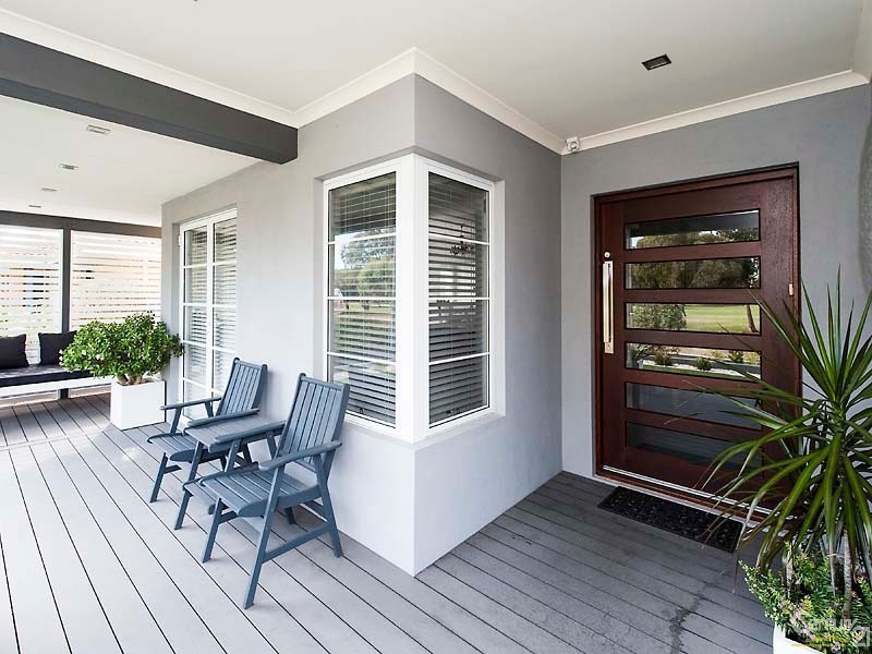 9 Torcross Street, Warnbro WA 6169