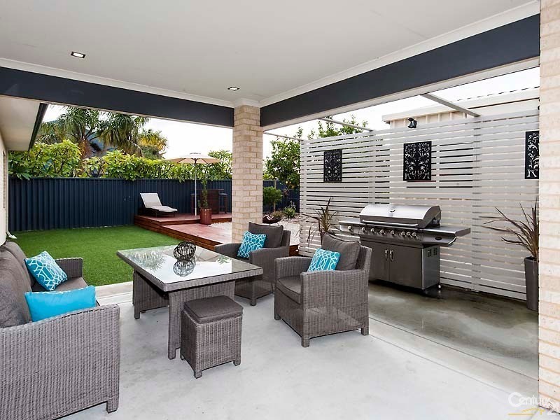 9 Torcross Street, Warnbro WA 6169