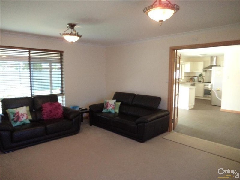 13 Grenada Place, Safety Bay WA 6169