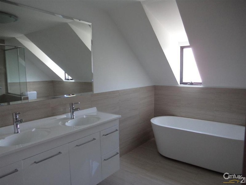 13 Grenada Place, Safety Bay WA 6169