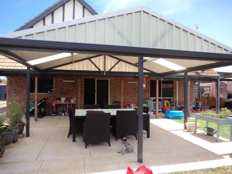 13 Grenada Place, Safety Bay WA 6169