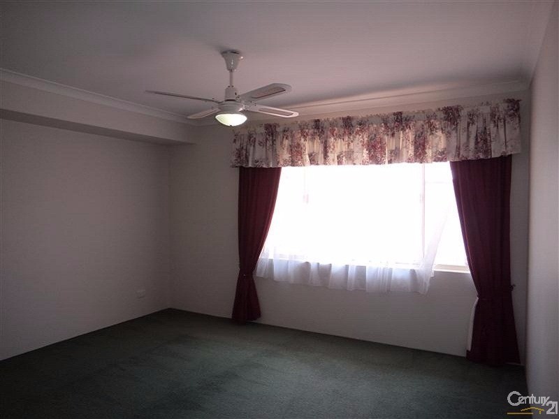 16 Galway Gardens, Warnbro WA 6169