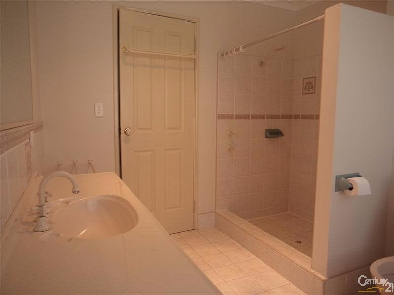 16 Galway Gardens, Warnbro WA 6169