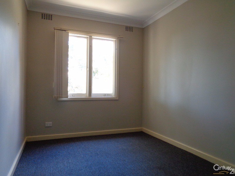 4B Robert Place, Calista WA 6167