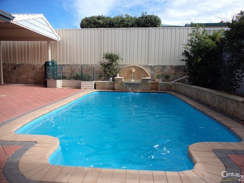 28 Galway Gardens, Warnbro WA 6169
