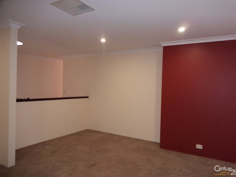 28 Galway Gardens, Warnbro WA 6169