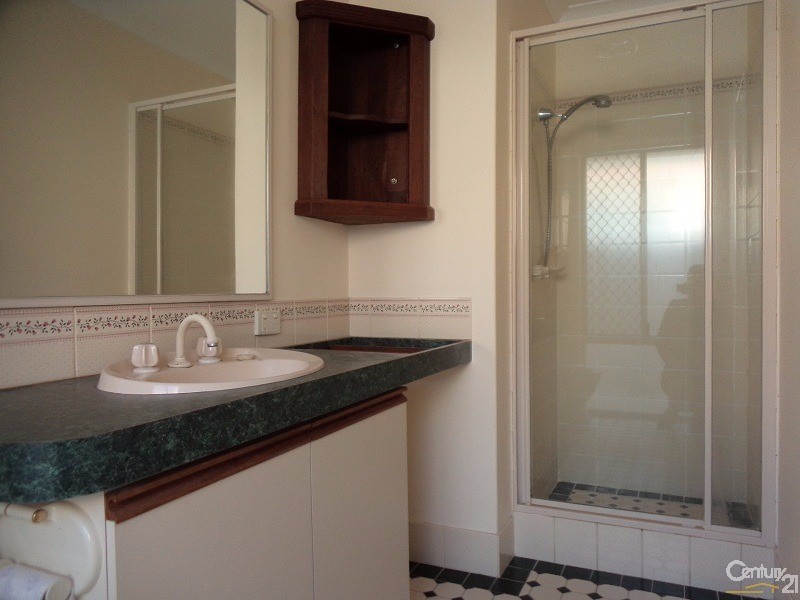 28 Galway Gardens, Warnbro WA 6169