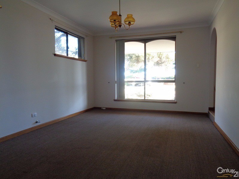 330 Safety Bay Road, Safety Bay WA 6169