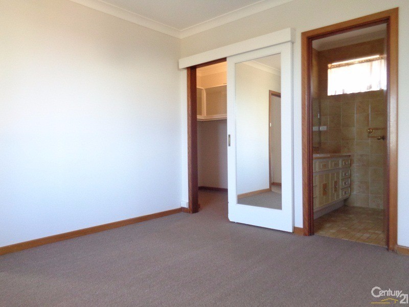 330 Safety Bay Road, Safety Bay WA 6169