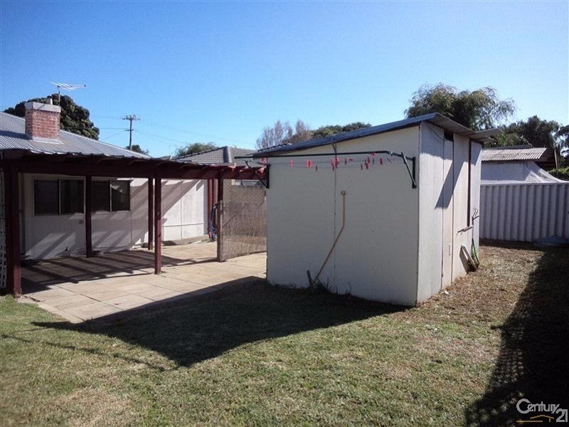 78B Carlisle Street, Shoalwater WA 6169