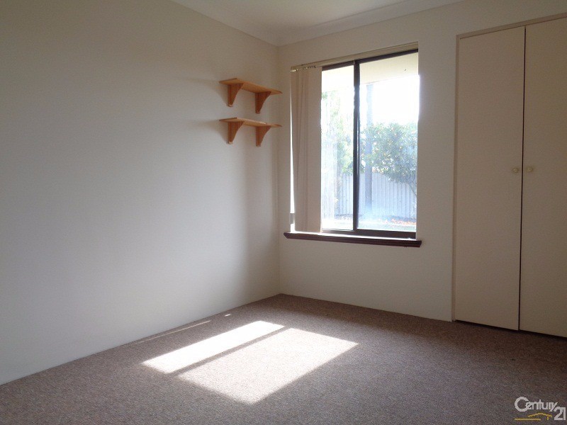 1 Ballard Court, Cooloongup WA 6168
