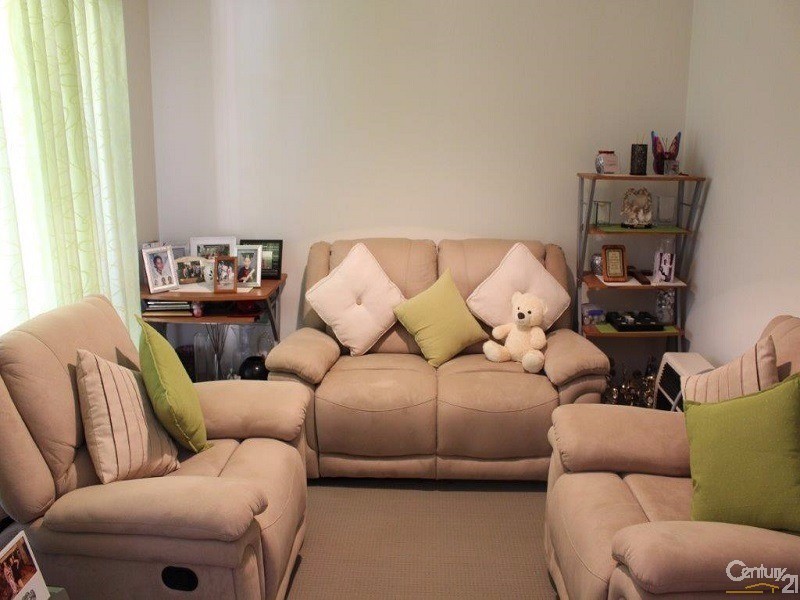 5 Glenway Loop, Cooloongup WA 6168