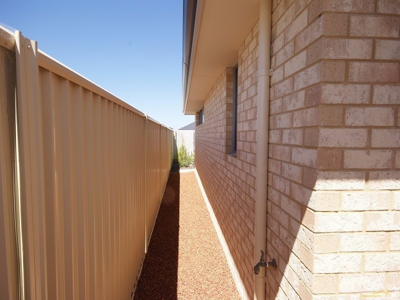 45 Bristlebird Approach, Baldivis WA 6171