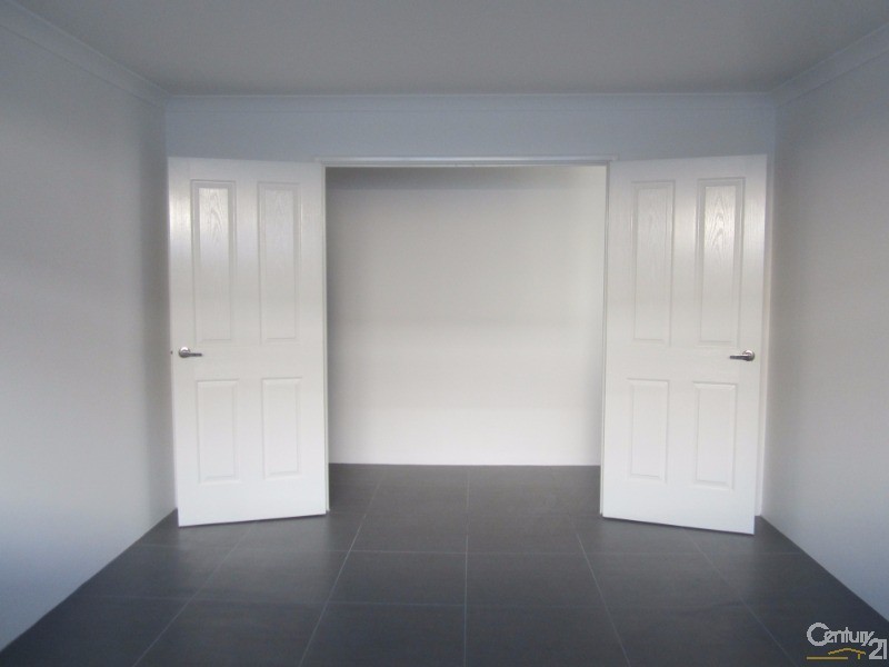 71 Adelong Avenue, Golden Bay WA 6174