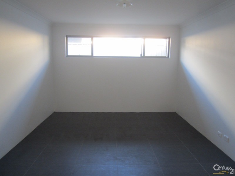 71 Adelong Avenue, Golden Bay WA 6174