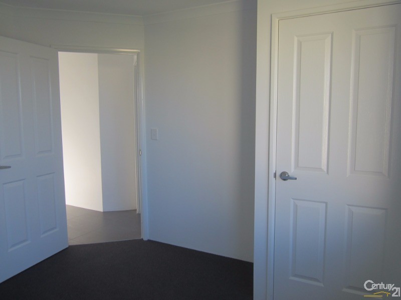 71 Adelong Avenue, Golden Bay WA 6174