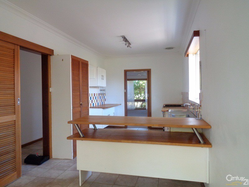 21 Waikiki Road, Safety Bay WA 6169