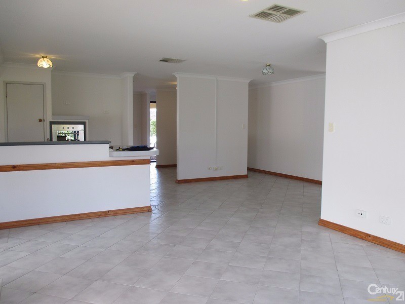 9 Marigold Place, Waikiki WA 6169