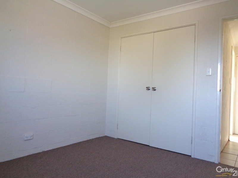 7/9 Kent Street, Rockingham WA 6168