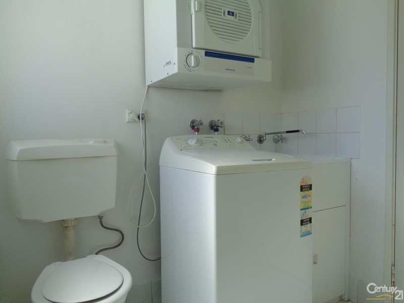 7/9 Kent Street, Rockingham WA 6168