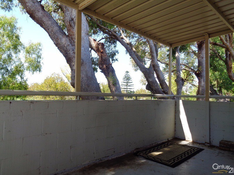 7/9 Kent Street, Rockingham WA 6168