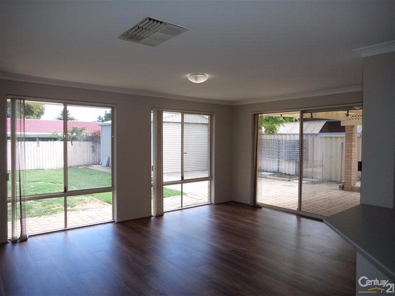 44 Cumberland Way, Waikiki WA 6169