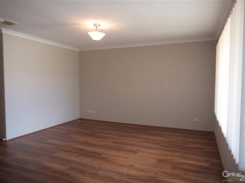 44 Cumberland Way, Waikiki WA 6169