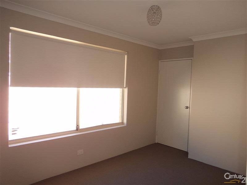 44 Cumberland Way, Waikiki WA 6169