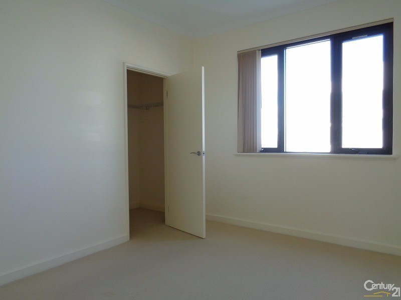 12/17-21 Rockingham Beach Road, Rockingham WA 6168