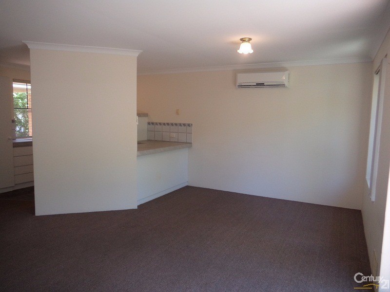 12/10 Elanora Drive, Cooloongup WA 6168