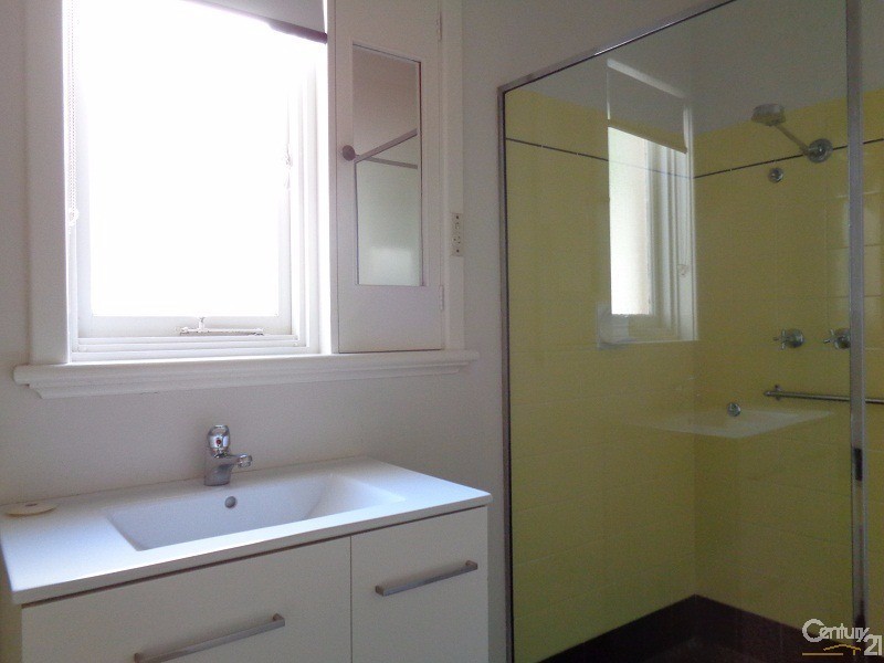 128  Kent Street, Rockingham WA 6168