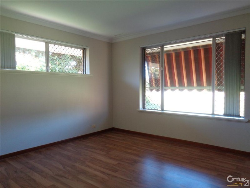 53 Malibu Road, Safety Bay WA 6169