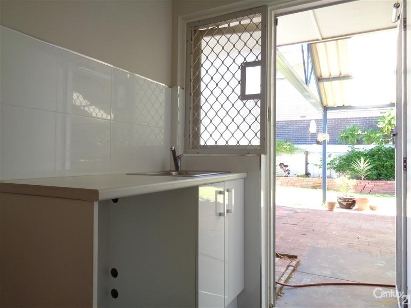 53 Malibu Road, Safety Bay WA 6169