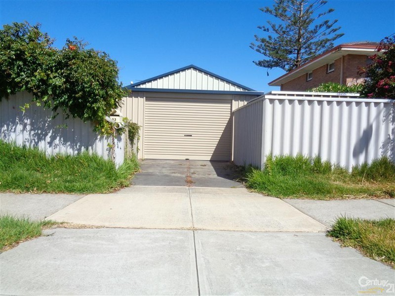 53 Malibu Road, Safety Bay WA 6169