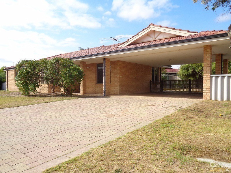 2 Neptune Place, Waikiki WA 6169