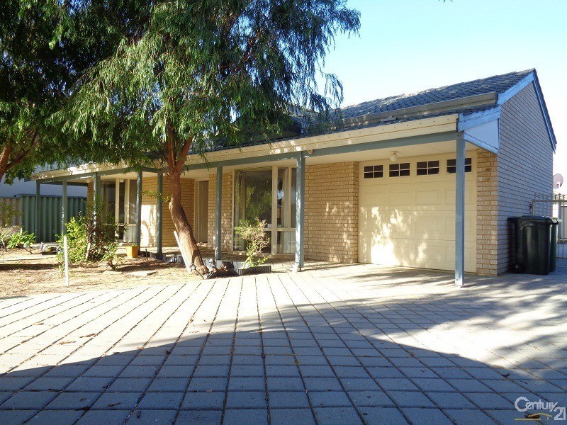 6  Vickery Street, Rockingham WA 6168