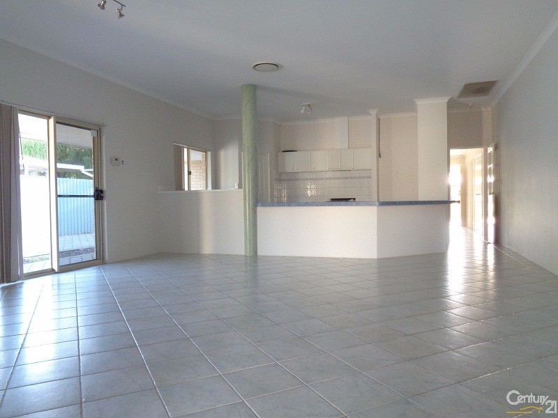 6  Vickery Street, Rockingham WA 6168