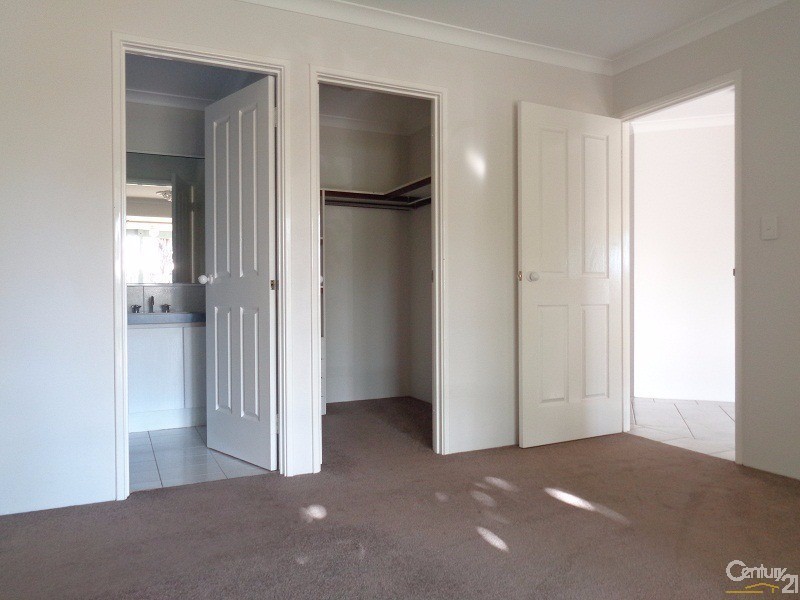 6  Vickery Street, Rockingham WA 6168