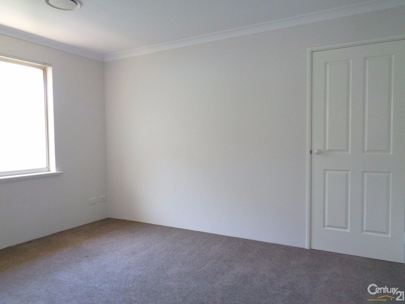 6  Vickery Street, Rockingham WA 6168