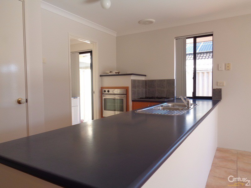 35 Benbecula Loop, Port Kennedy WA 6172