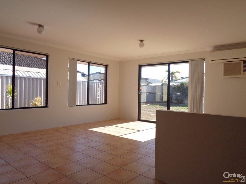 35 Benbecula Loop, Port Kennedy WA 6172