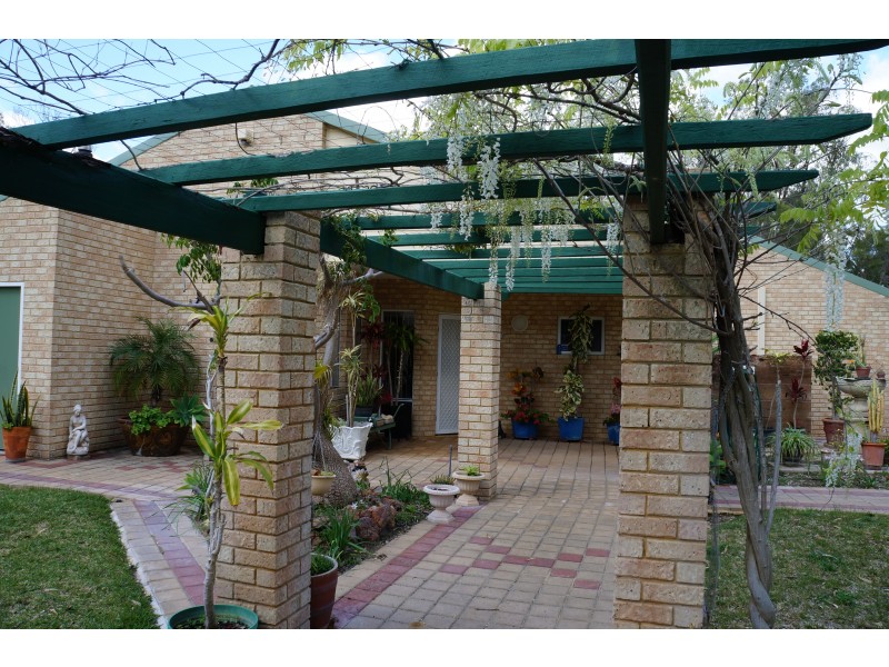 380 Amarillo Drive, Karnup WA 6176