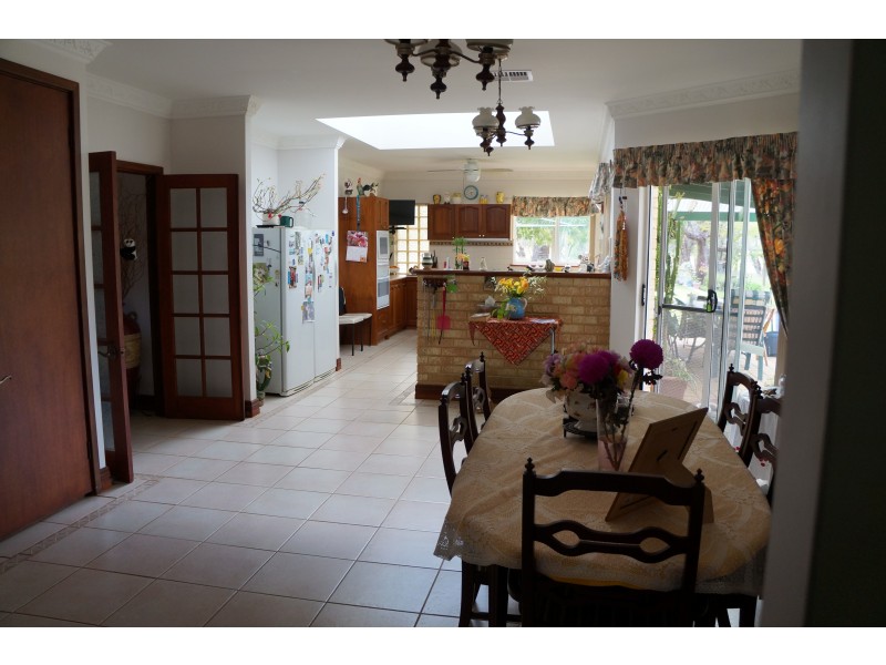 380 Amarillo Drive, Karnup WA 6176