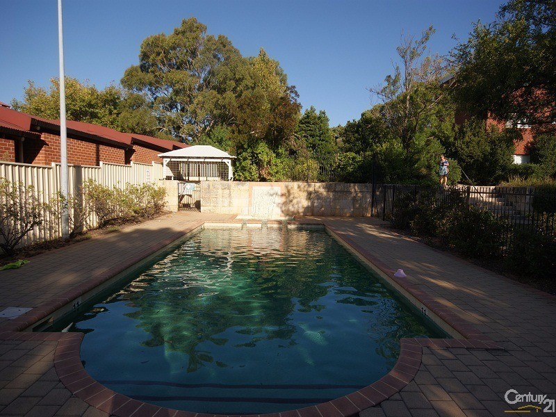 21/10 Prescott Place, Orelia WA 6167