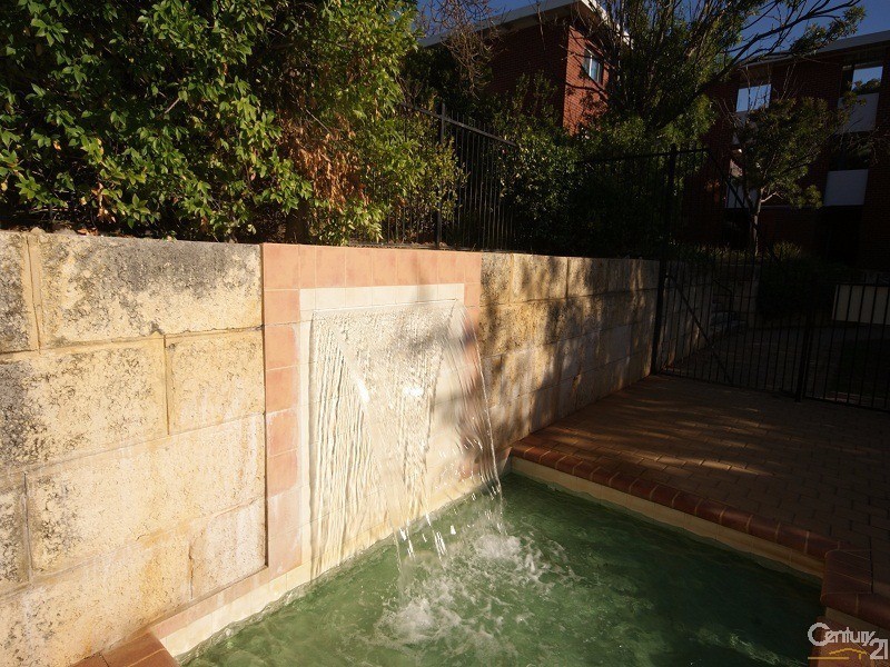 21/10 Prescott Place, Orelia WA 6167