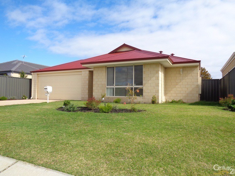 63 Bottlenose Circuit, Waikiki WA 6169