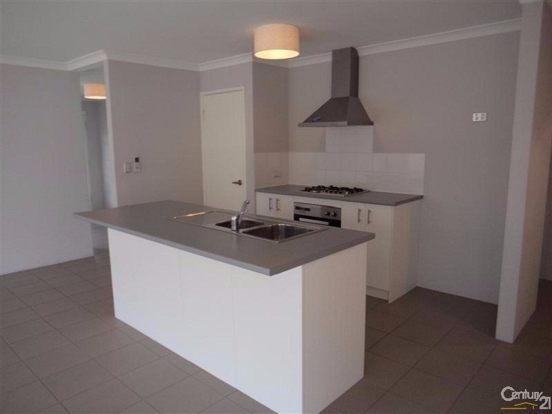 11 Jutland Avenue, Baldivis WA 6171