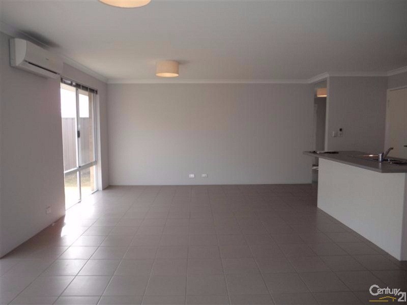 11 Jutland Avenue, Baldivis WA 6171